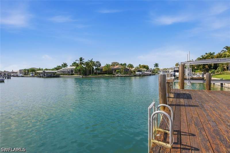 4 bedroom SingleFamilyResidence at 1741 Wavecrest Ct, Marco Island, Marco Island — photo 4