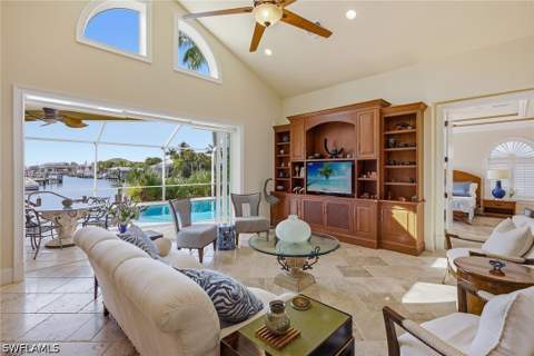 1741 Wavecrest Ct, Marco Island FL - photo 7 of 47