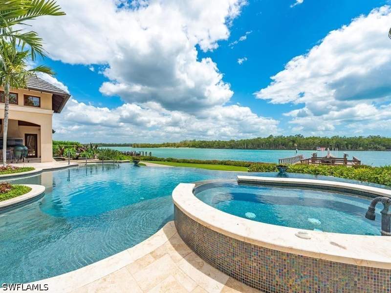 5 bedroom SingleFamilyResidence at 840 Admiralty Parade E, Port Royal, Naples — photo 2