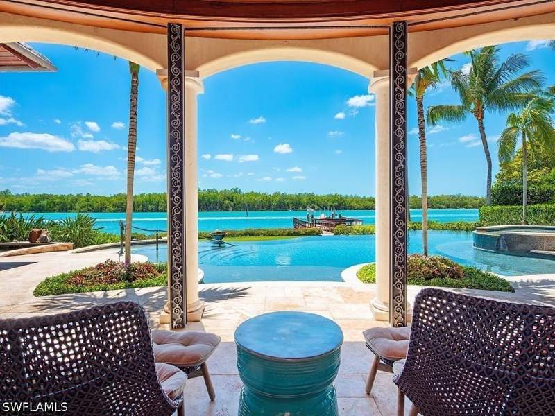 5 bedroom SingleFamilyResidence at 840 Admiralty Parade E, Port Royal, Naples — photo 5