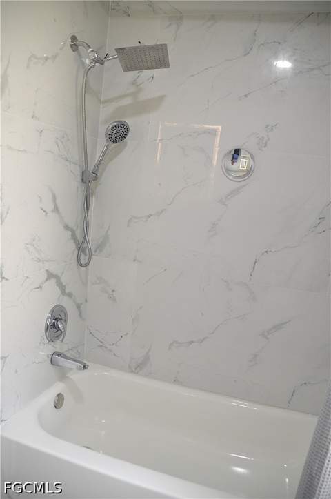 6036 Birnam Wood Ln, Fort Myers FL - photo 19 of 35