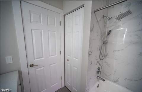 6036 Birnam Wood Ln, Fort Myers FL - photo 7 of 35