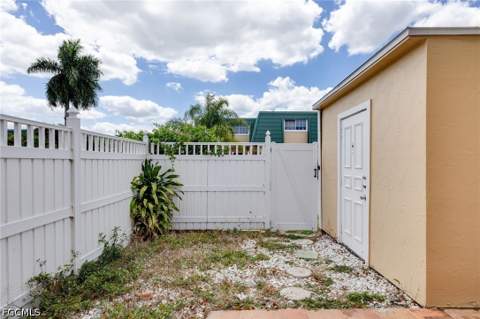 4811 Sunfish Ct, Fort Myers FL - photo 18 of 29