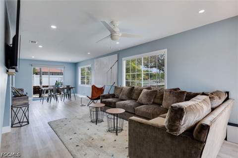4811 Sunfish Ct, Fort Myers FL - photo 8 of 29