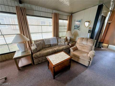 15 Fountain View Blvd, North Fort Myers FL - photo 6 of 31