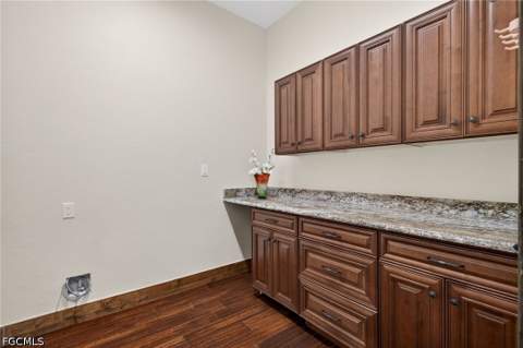 15860 Glendale Ln, Fort Myers FL - photo 11 of 50