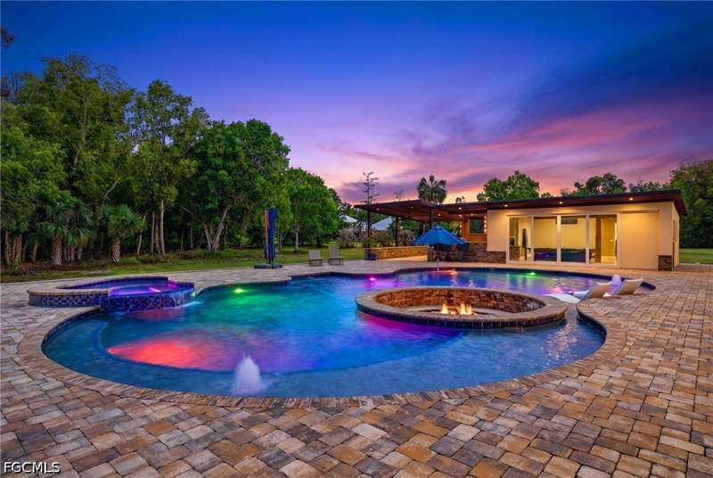 3 bedroom SingleFamilyResidence at 15860 Glendale Ln, Briarcliff, Fort Myers — photo 3
