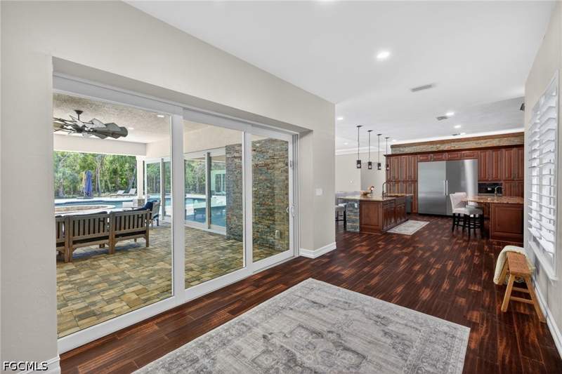 3 bedroom SingleFamilyResidence at 15860 Glendale Ln, Briarcliff, Fort Myers — photo 5