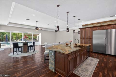 15860 Glendale Ln, Fort Myers FL - photo 6 of 50