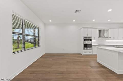 14313 Hogarth Pl, Fort Myers FL - photo 10 of 44