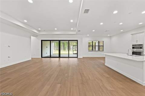 14313 Hogarth Pl, Fort Myers FL - photo 11 of 44