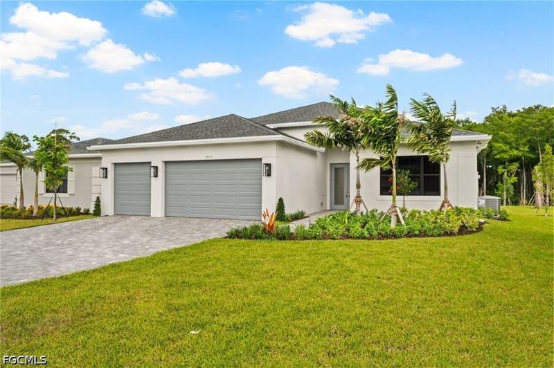4 bedroom SingleFamilyResidence at 14313 Hogarth Pl, Valencia Harbor, Fort Myers — photo 2