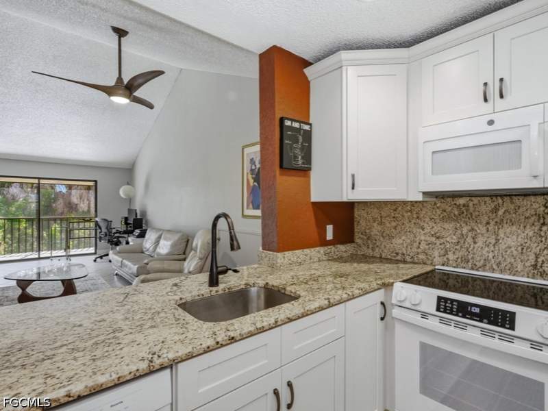 2 bedroom Condominium at 17171 Terraverde Cir 11, Terraverde Country Club, Fort Myers — photo 2