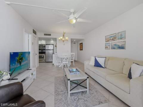 180 Seaview Ct 706, Marco Island FL - photo 7 of 31