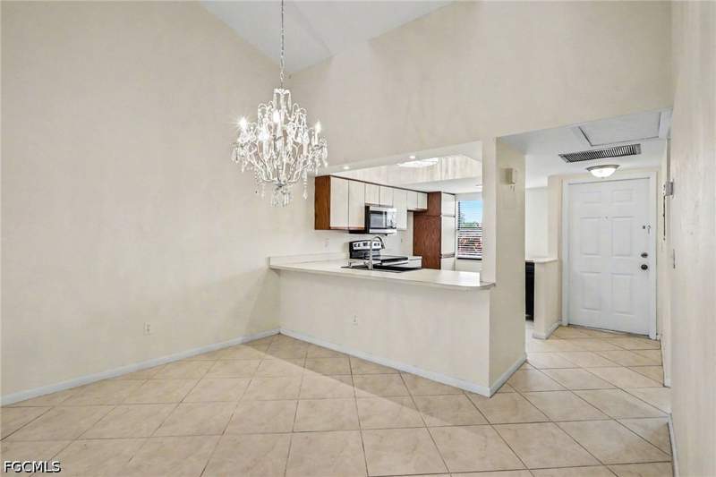 2 bedroom Condominium at 3739 SW 9th Ave 112, Patio Villas Of Cape Coral, Cape Coral — photo 5