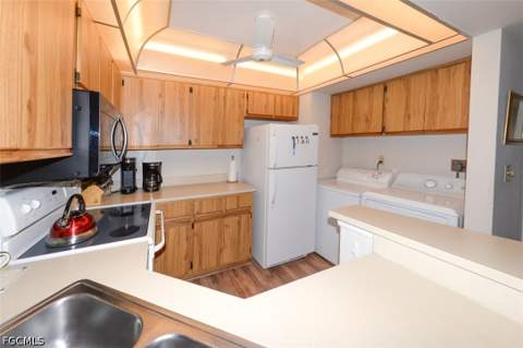10891 Meadow Lark Cove Dr, Fort Myers FL - photo 13 of 49