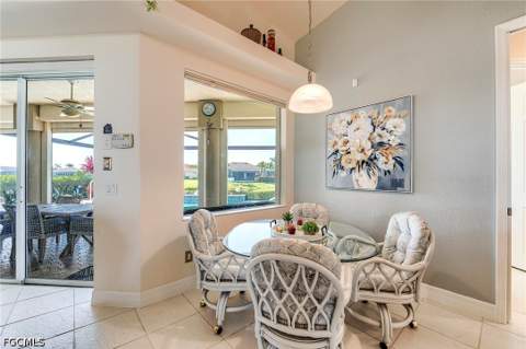 8555 Southwind Bay Cir, Fort Myers FL - photo 11 of 33