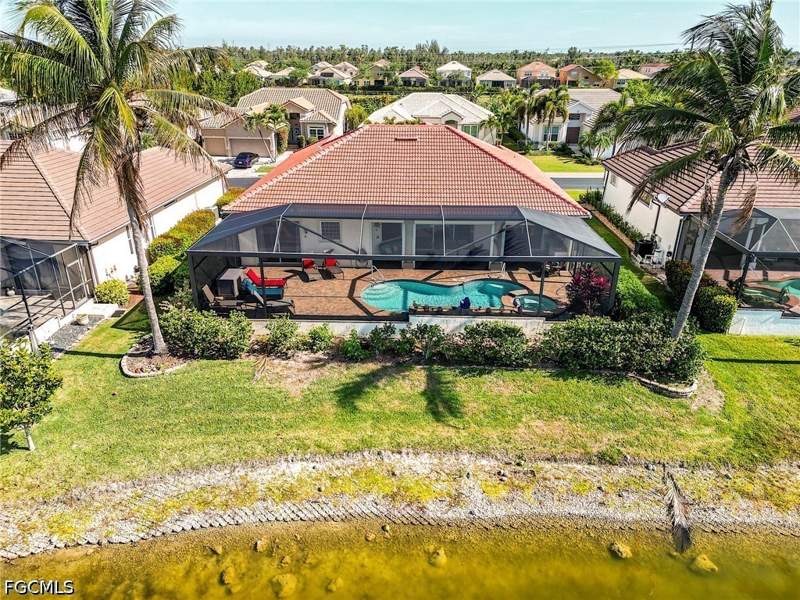 3 bedroom SingleFamilyResidence at 8555 Southwind Bay Cir, Southwind Subdivision, Fort Myers — photo 4