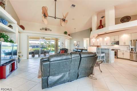 8555 Southwind Bay Cir, Fort Myers FL - photo 7 of 33