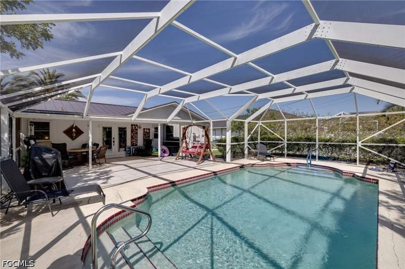 3 bedroom SingleFamilyResidence at 617 SW 9th Ave, Cape Coral, Cape Coral — photo 5