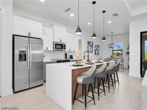 1310 NW 11th Ter, Cape Coral FL - photo 13 of 40