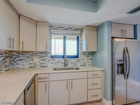 6100 Estero Blvd 5D, Fort Myers Beach FL - photo 16 of 46