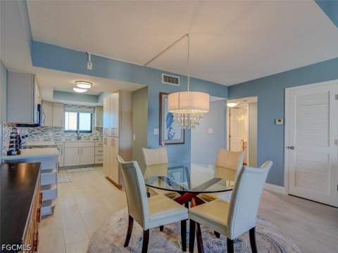 6100 Estero Blvd 5D, Fort Myers Beach FL - photo 7 of 46