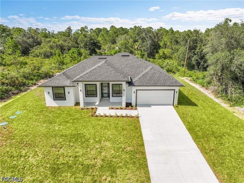 4 bedroom SingleFamilyResidence at 767 Nina Ave S, Lehigh Acres, Lehigh Acres — photo 4