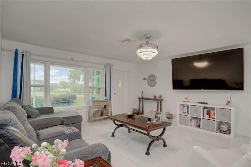 4 bedroom SingleFamilyResidence at 14539 Riverside Dr, Paradise Shores, Fort Myers — photo 3