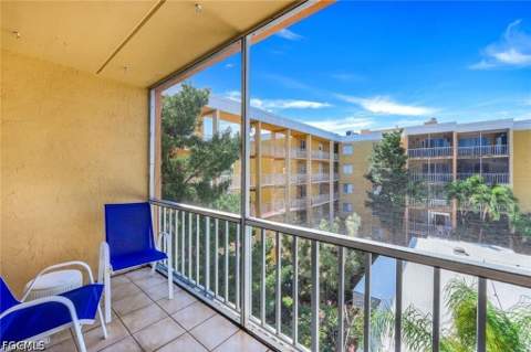 2366 E Mall Dr 418, Fort Myers FL - photo 18 of 27