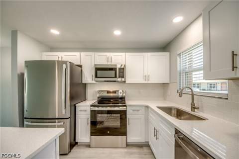 16881 Davis Rd 116, Fort Myers FL - photo 7 of 41