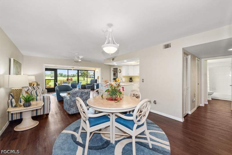 2 bedroom Condominium at 5805 Trailwinds Dr 314, Oakmont Village, Fort Myers — photo 2