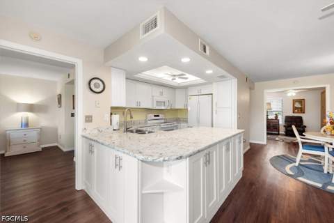 5805 Trailwinds Dr 314, Fort Myers FL - photo 9 of 38
