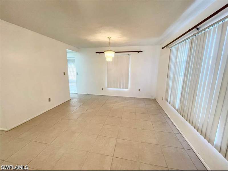 2 bedroom Attached at 10 Temple Ct, Orange Grove Park, Lehigh Acres — photo 4
