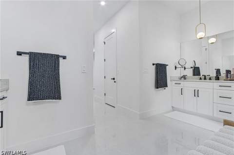 1923 SW 27th Ter, Cape Coral FL - photo 18 of 43