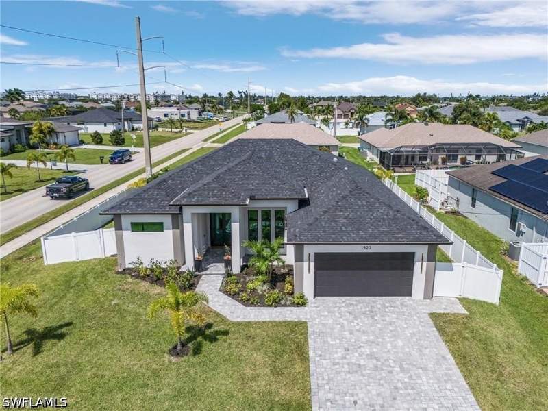 3 bedroom SingleFamilyResidence at 1923 SW 27th Ter, Cape Coral, Cape Coral — photo 3
