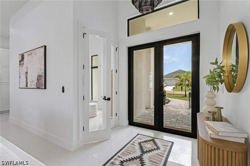 3 bedroom SingleFamilyResidence at 1923 SW 27th Ter, Cape Coral, Cape Coral — photo 4