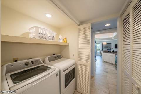 792 Eagle Creek Dr 101, Naples FL - photo 16 of 40