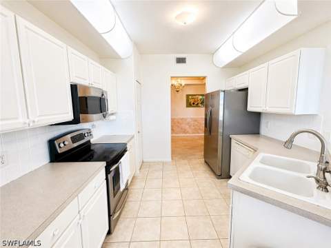 22911 Sago Pointe Dr 2204, Estero FL - photo 8 of 25