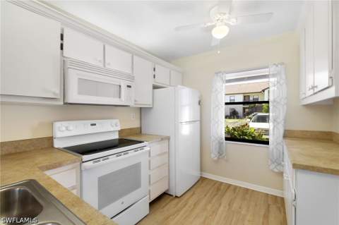 9270 Lake Park Dr 101, Fort Myers FL - photo 10 of 36