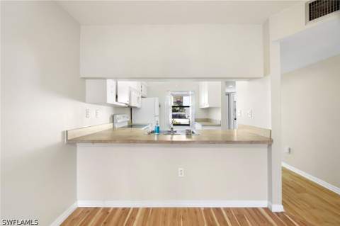 9270 Lake Park Dr 101, Fort Myers FL - photo 21 of 36