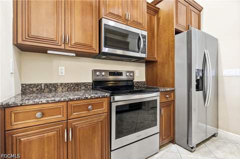 4228 SW 23rd Pl, Cape Coral FL - photo 7 of 42