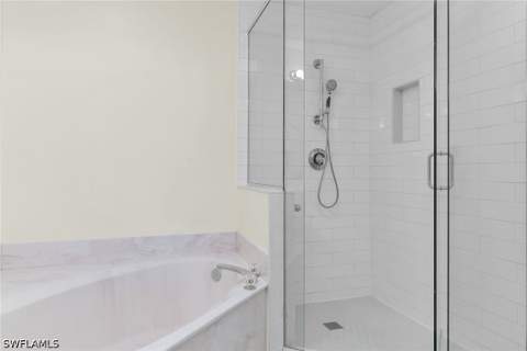 269 Vintage Bay Dr C11, Marco Island FL - photo 17 of 42