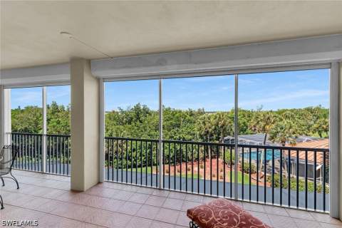 269 Vintage Bay Dr C11, Marco Island FL - photo 24 of 42