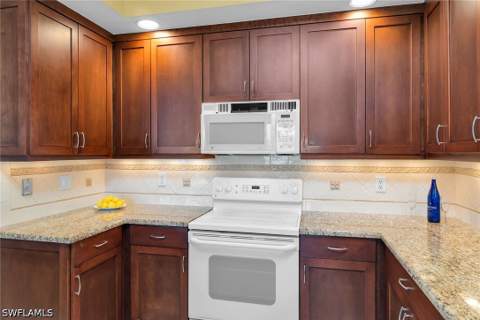 269 Vintage Bay Dr C11, Marco Island FL - photo 8 of 42