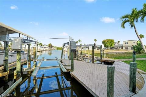17630 Stevens Blvd, Fort Myers Beach FL - photo 20 of 37
