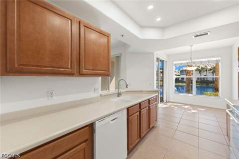 11661 Navarro Way 1704, Fort Myers FL - photo 8 of 25