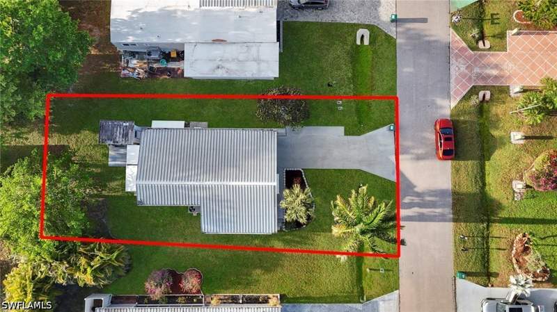 2 bedroom ManufacturedHome at 146 Rookery Rd, Riverwood, Naples — photo 3