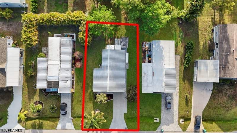 2 bedroom ManufacturedHome at 146 Rookery Rd, Riverwood, Naples — photo 4