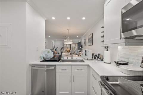 55 Emerald Woods Dr C3, Naples FL - photo 8 of 17
